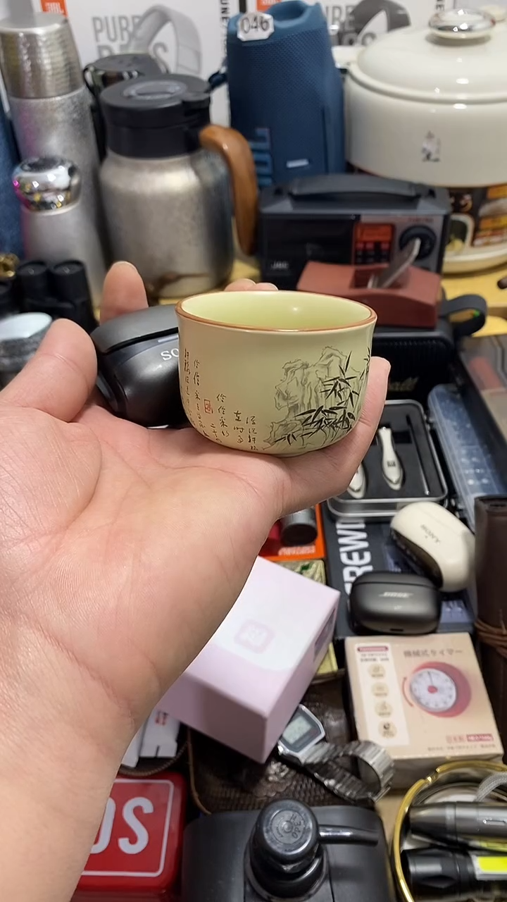 手工艺品琉璃暂**在闪购商品如图所示