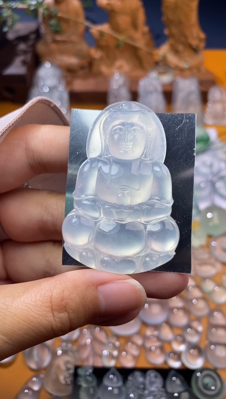 【闪购商品】定制翡翠未镶嵌观音54.5*37.1*5.2