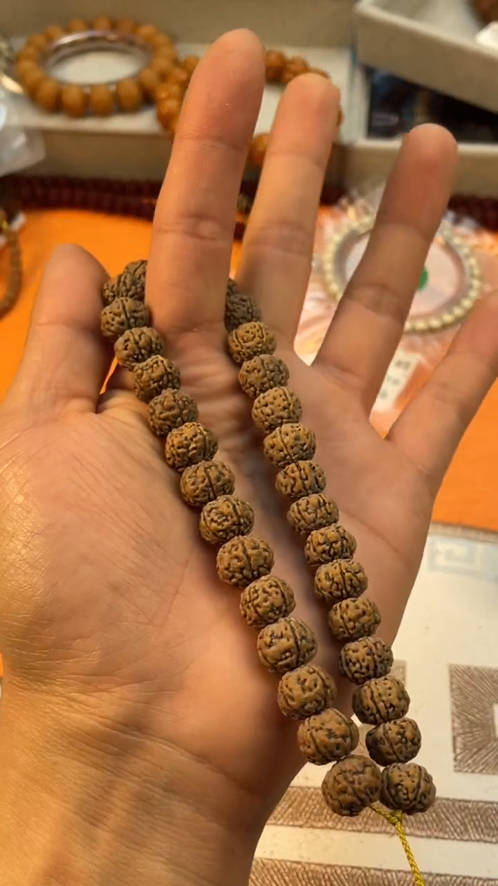 【闪购商品】金刚菩提吊坠真空包定制级灰皮老树王手持+钢丝刷