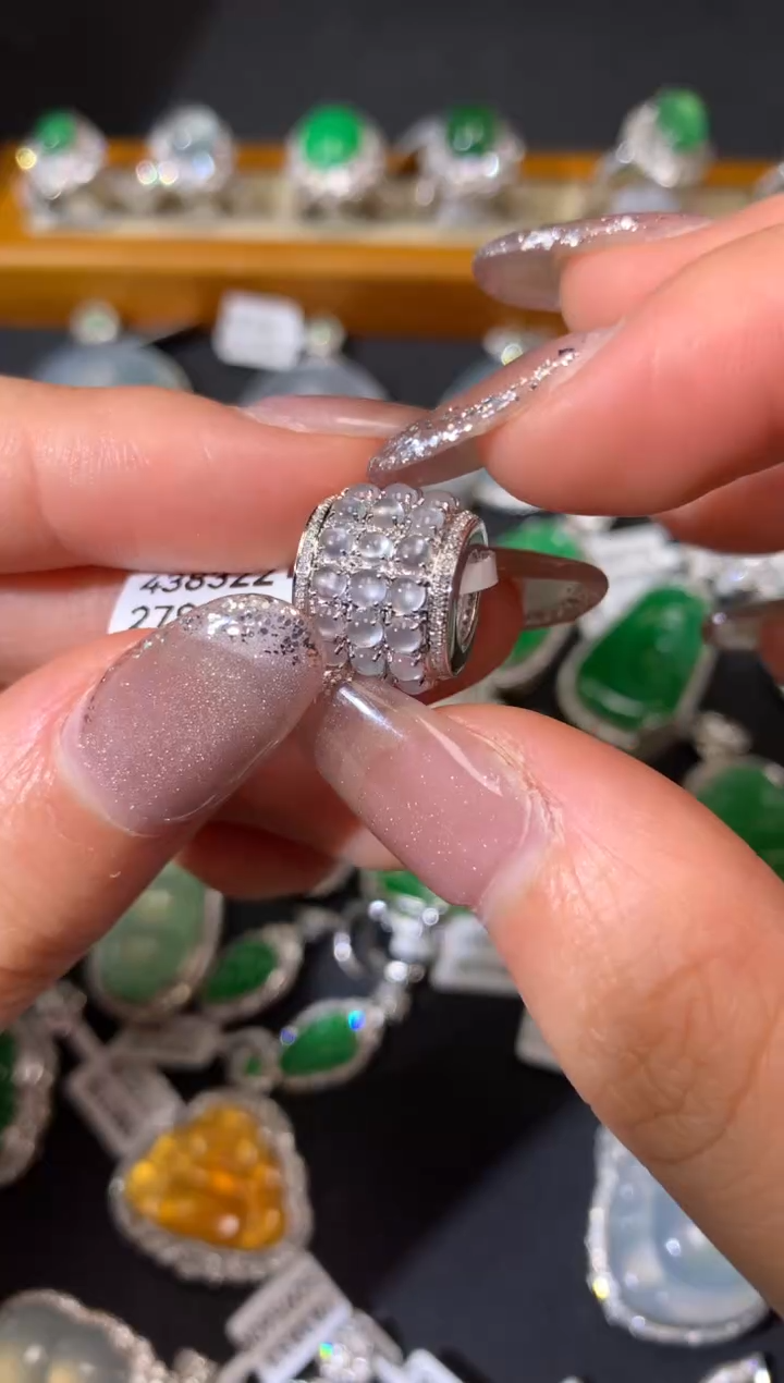 翡翠18K金镶嵌吊坠(不含链)吊坠