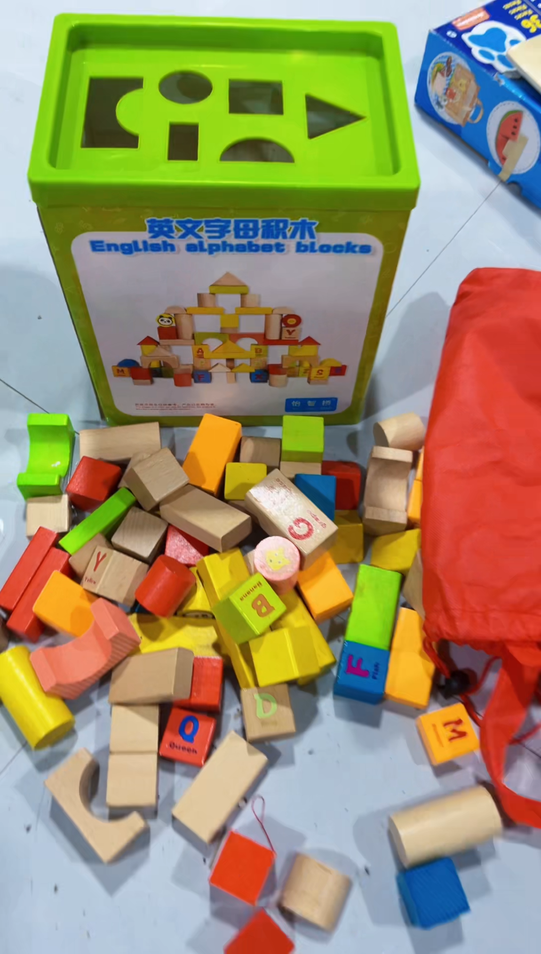 木72颗绿桶积木玩具