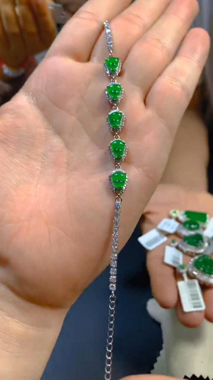 【闪购商品】翡翠手链未镶嵌0883960024多样性发一