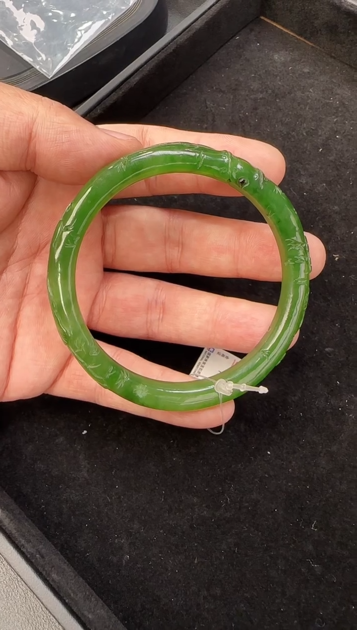 未镶嵌手镯和田玉58+圈口