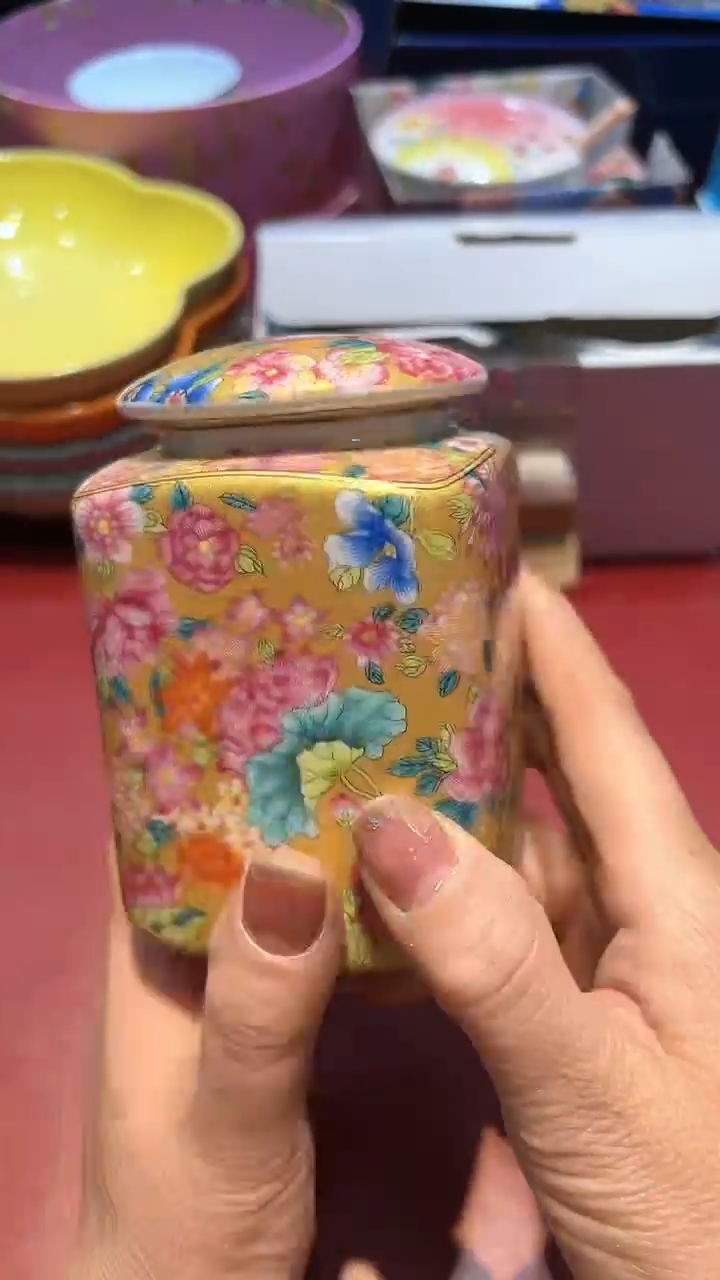 【闪购商品】瓷片锅碗瓢盆一件不剩