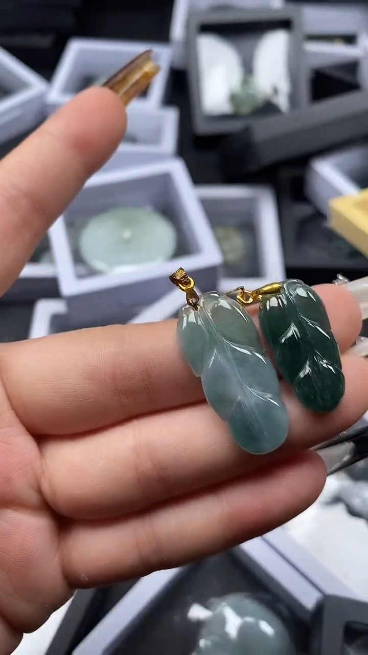 吊坠(不含链)未镶嵌翡翠8739