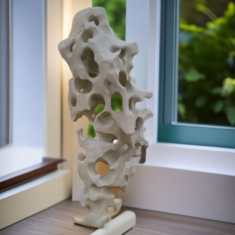 广西太湖石装饰品，太湖石精品摆件，桌面精美摆件，新中式风格孤品