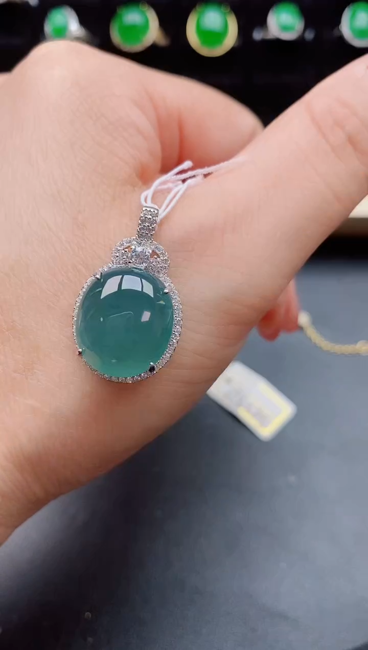 【闪购商品】翡翠吊坠(赠链)银S925镶嵌08050