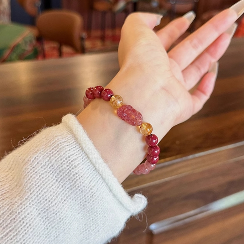 天然草莓晶貔貅手链女黄塔晶手串黄水晶多样性发一