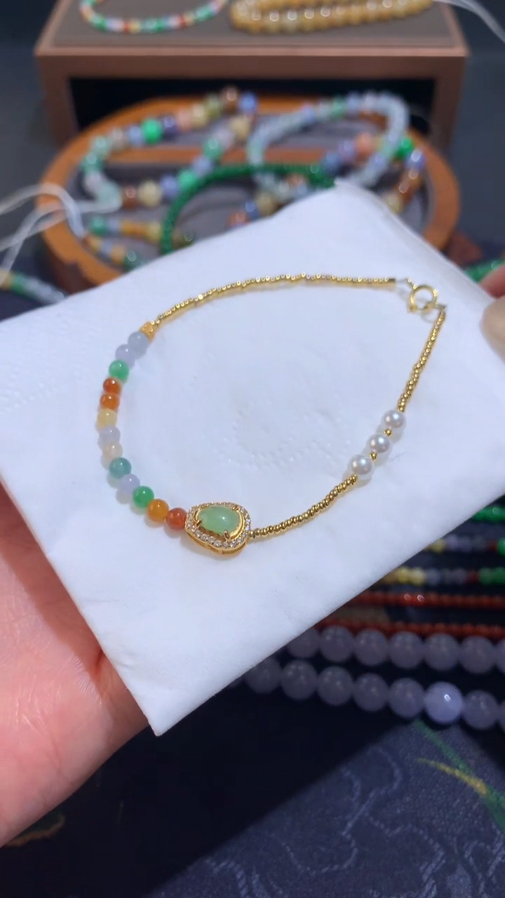 【闪购商品】翡翠散珠蛋面七彩