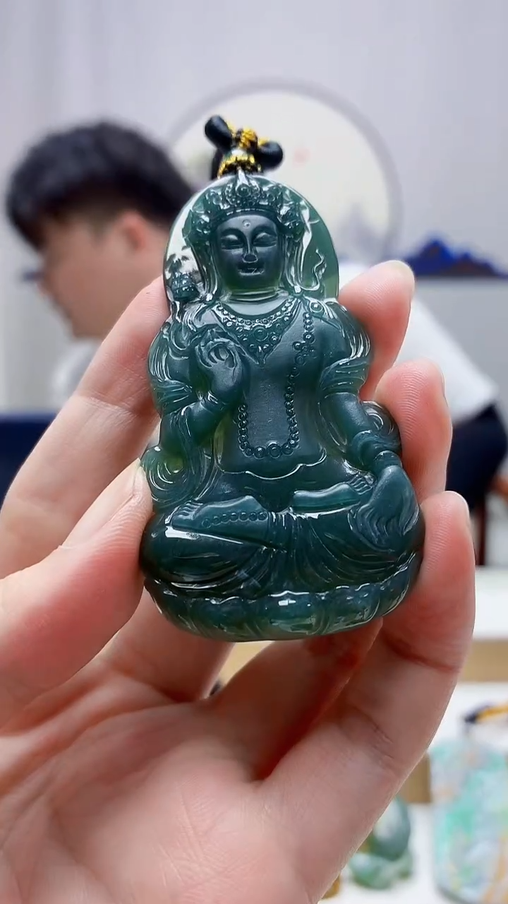 未镶嵌定制翡翠5060zm-毛货挂件人物58