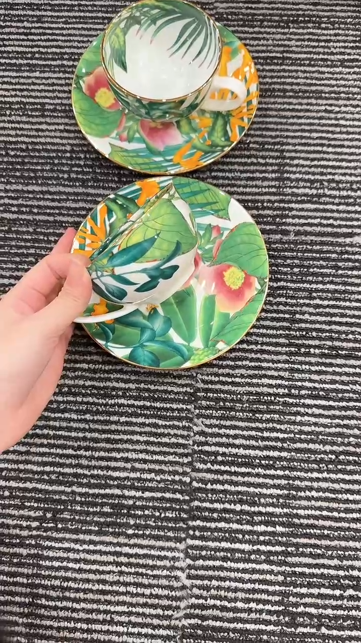 【闪购商品】杯H045------------