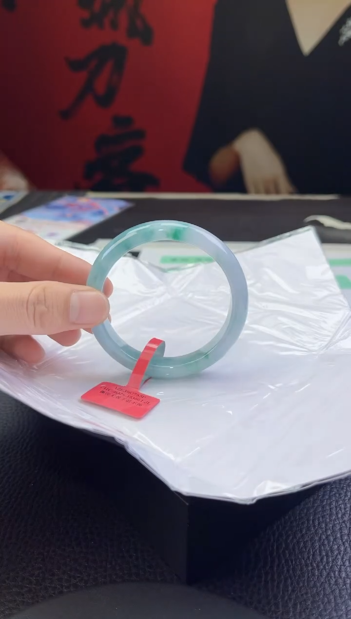 【闪购商品】翡翠手镯未镶嵌翡翠手镯