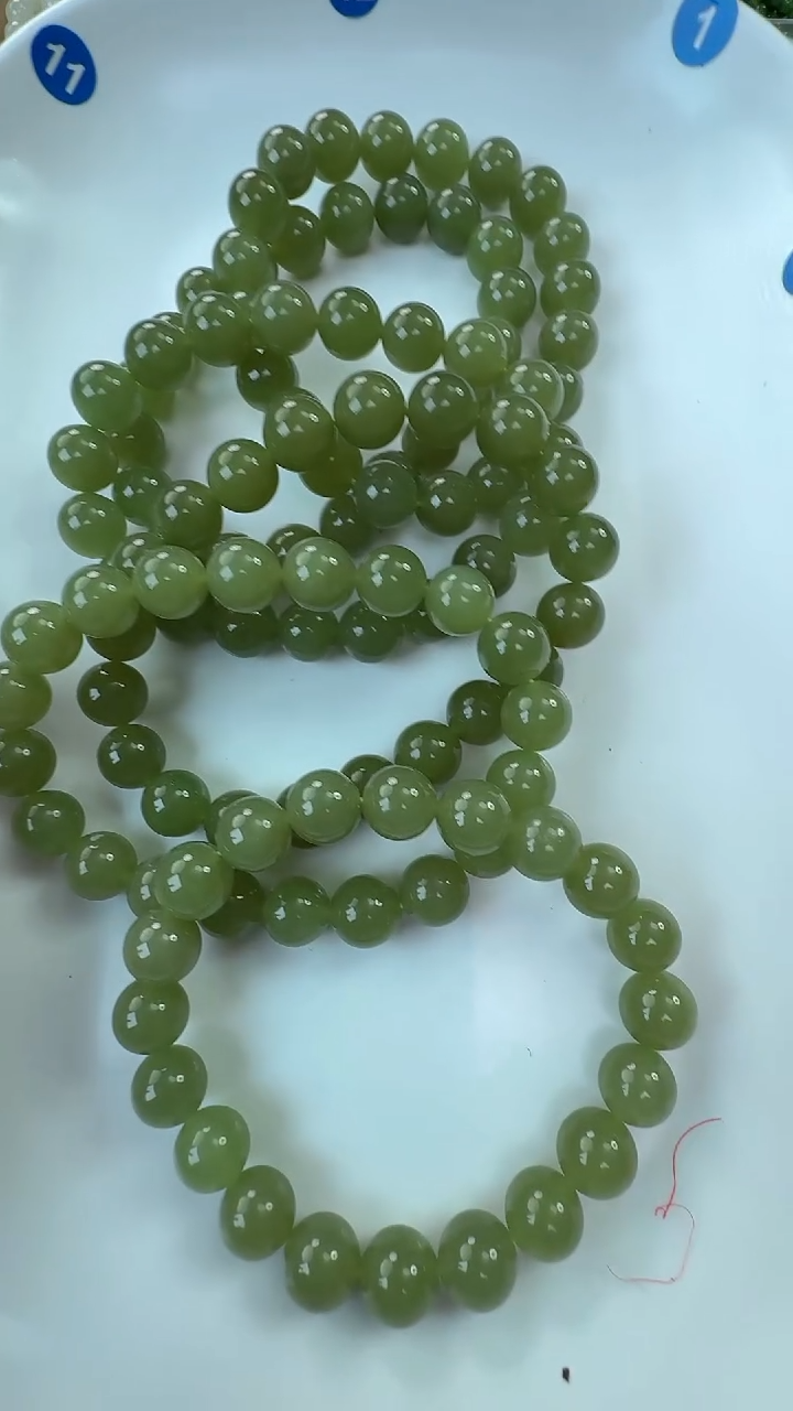 未镶嵌手链和田玉A5多样性发其一