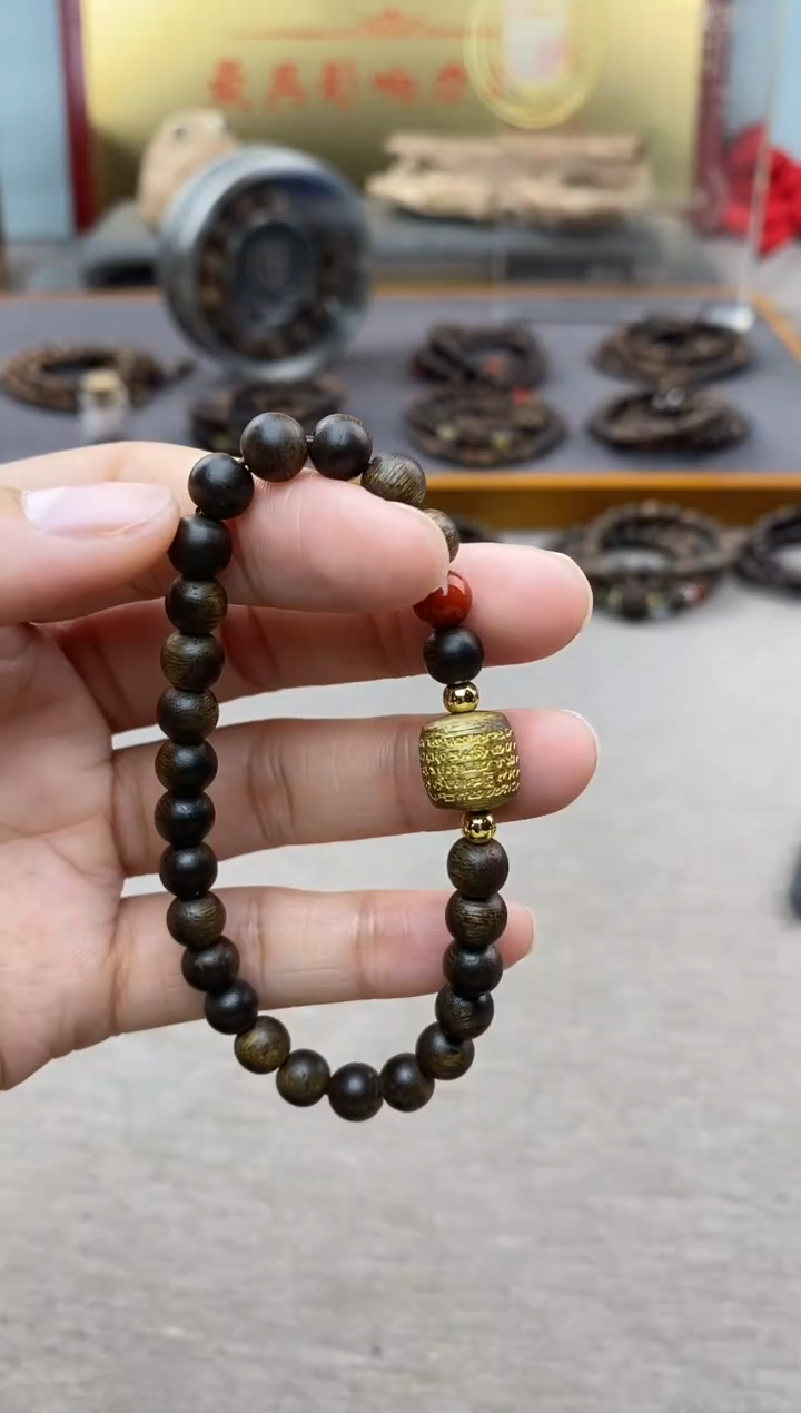 【闪购商品】沉香手串富森红土0.6+五条+配饰沉水单圈