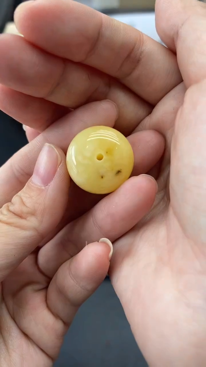 琥珀未镶嵌珠宝奇石2342