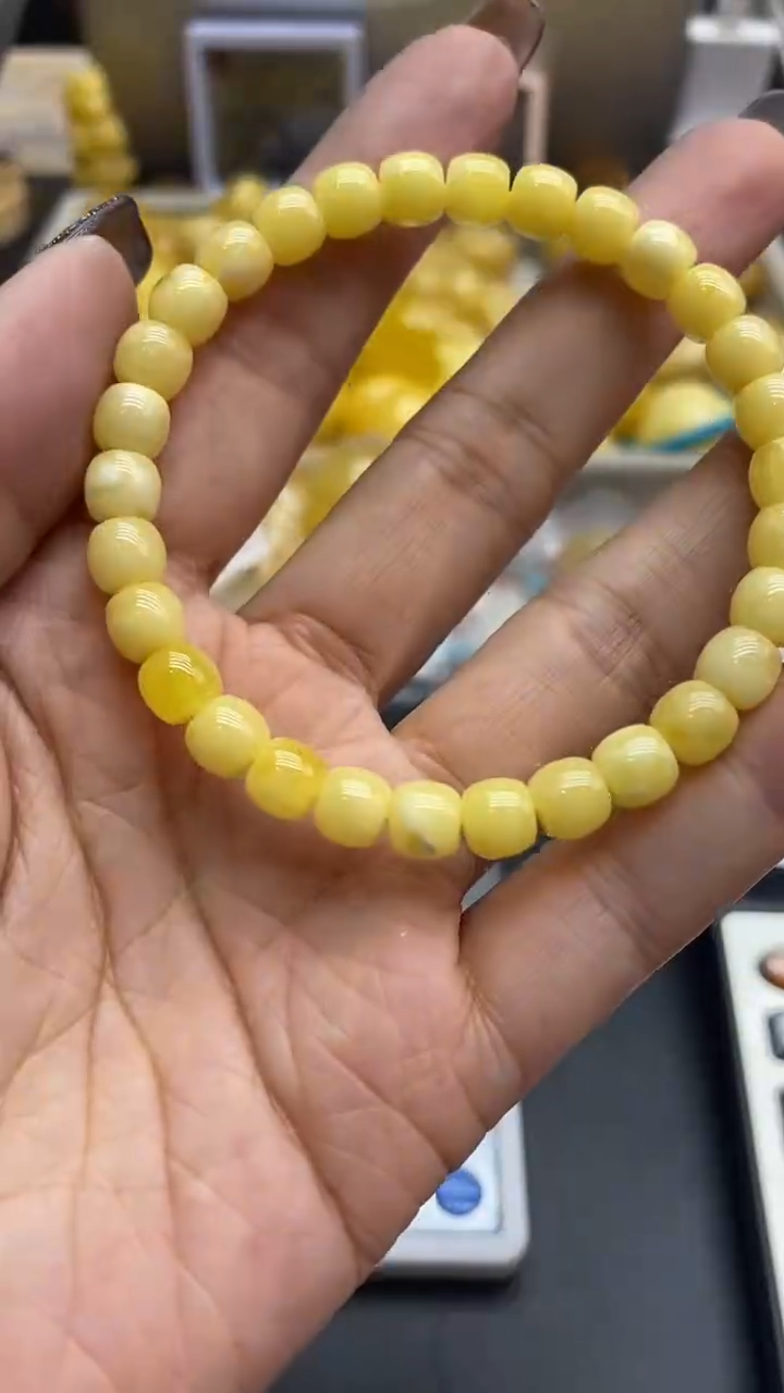 琥珀未镶嵌珠宝奇石2682