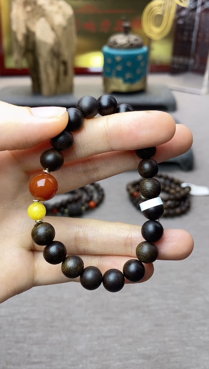 【闪购商品】沉香手串越南顺化玉化紫棋楠08 沉水单圈+配饰