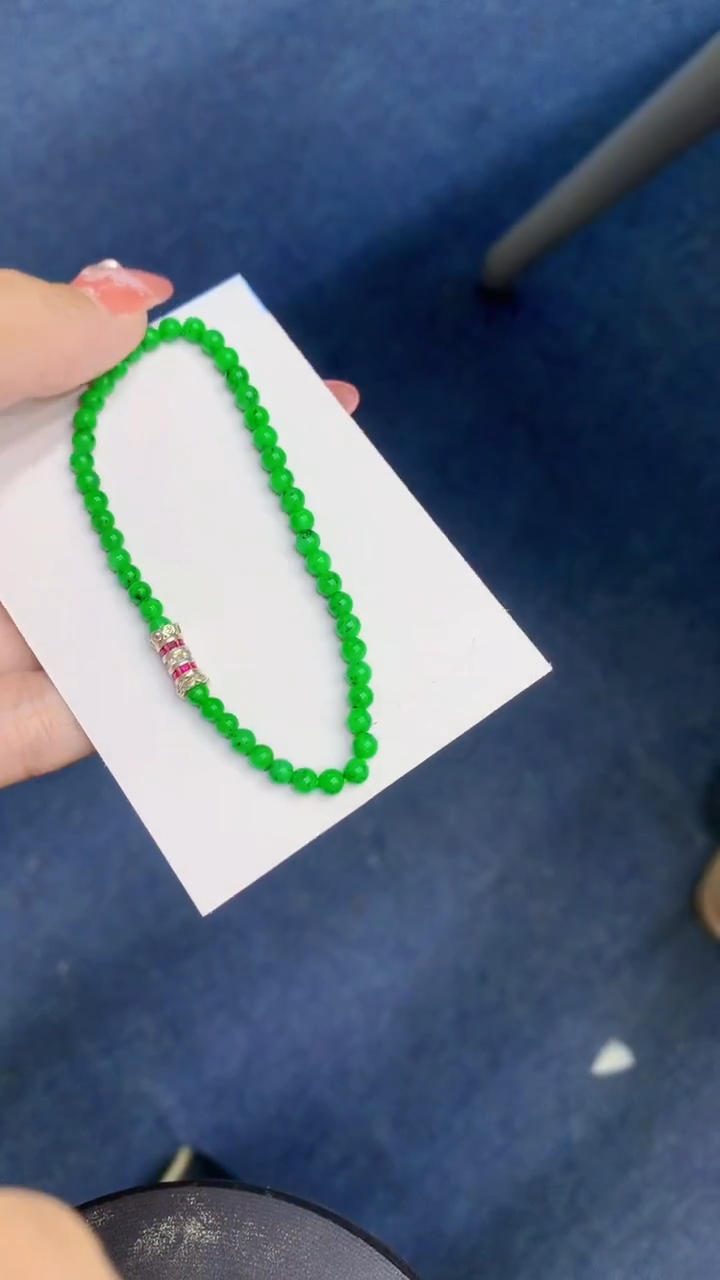 颈饰未镶嵌翡翠1