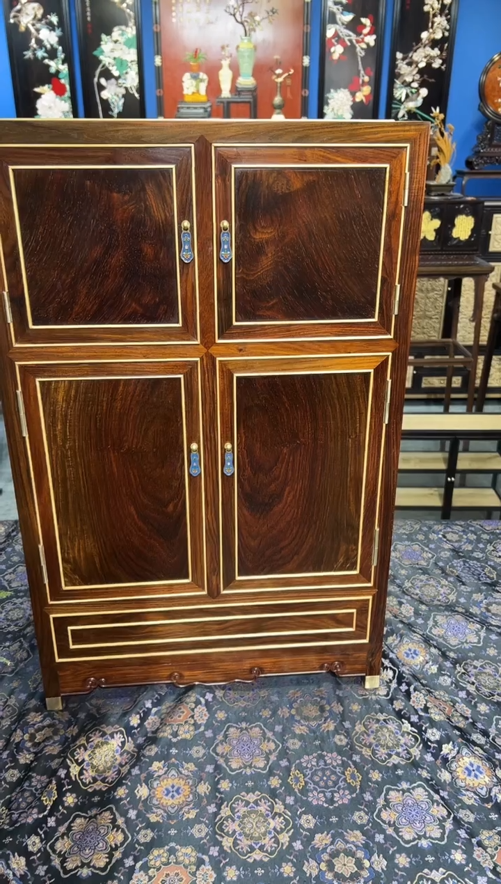 红酸枝木类成套家具用****1柜子