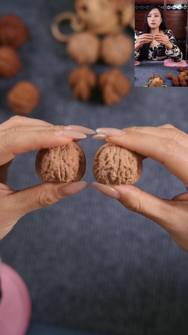 【闪购商品】文玩核桃吊坠文玩核桃精品血麒麟