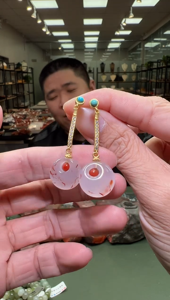 【闪购商品】南红玛瑙耳坠银S925镶嵌一对 多样性发货