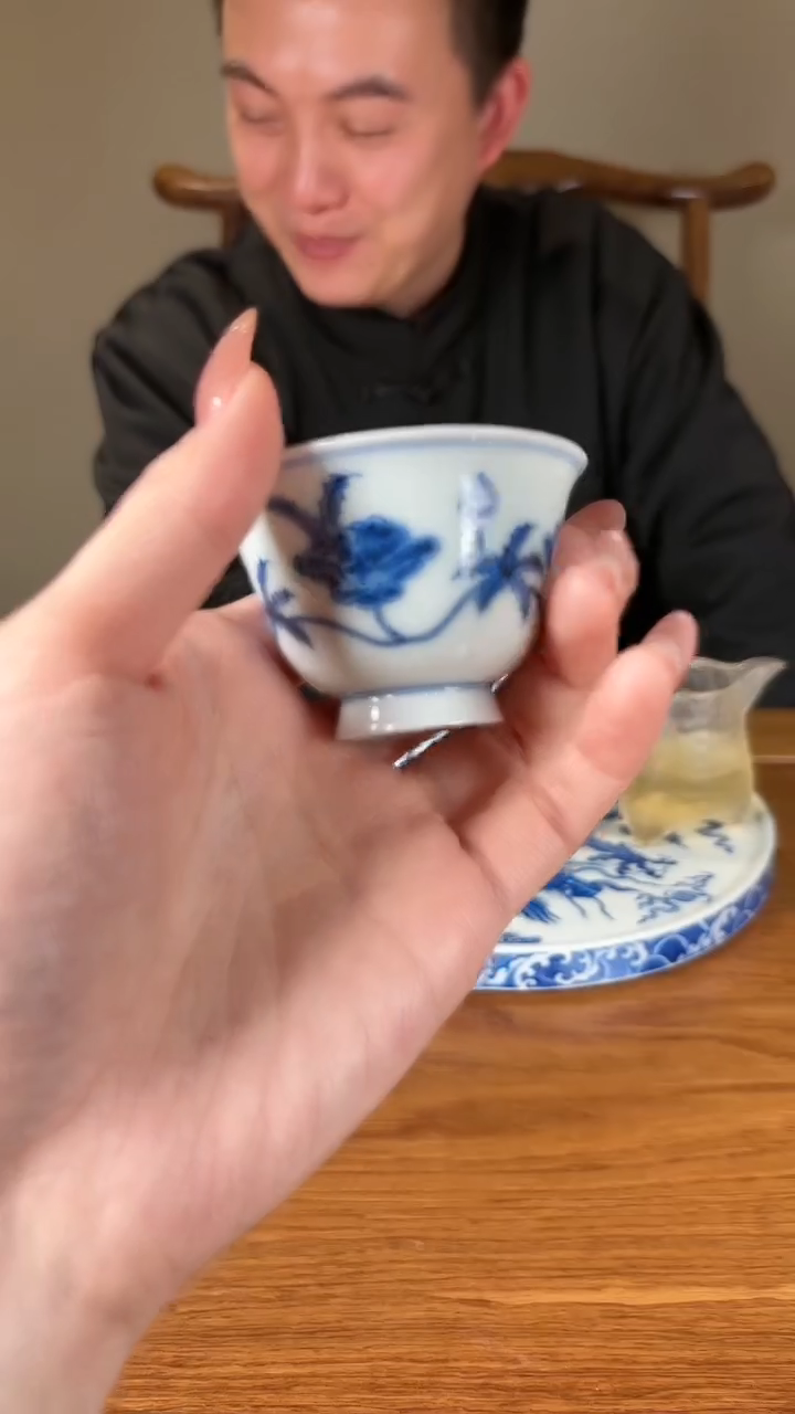 【闪购商品】杯望月怀古青花花卉