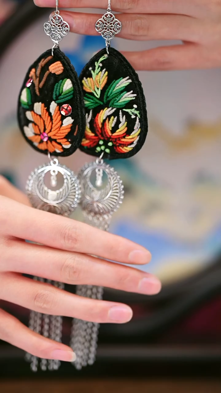 织绣40黔东南苗族刺绣