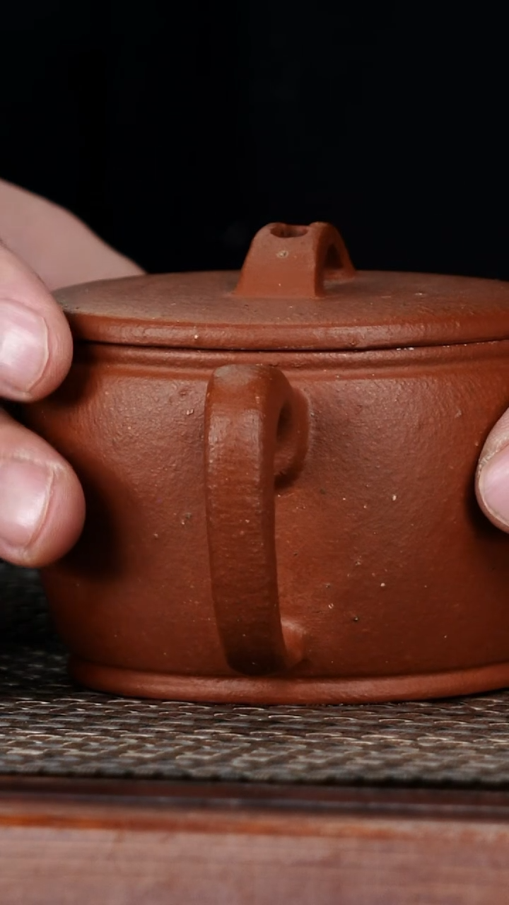 茶壶紫砂原矿生砂朱泥汉瓦壶200cc