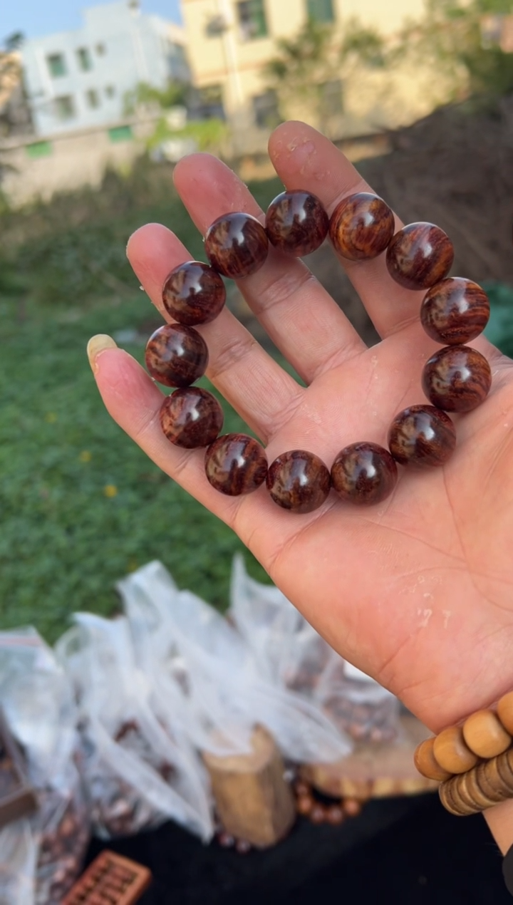 黄花梨/降香黄檀A013火山口1.8圆珠手串238多样性发一