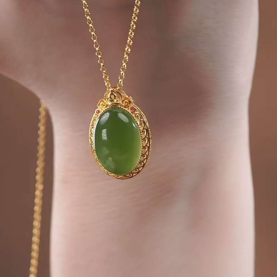【芮初珠宝】18k金和田玉碧玉蛋面吊坠 Y03 （多样性发其一）不含链