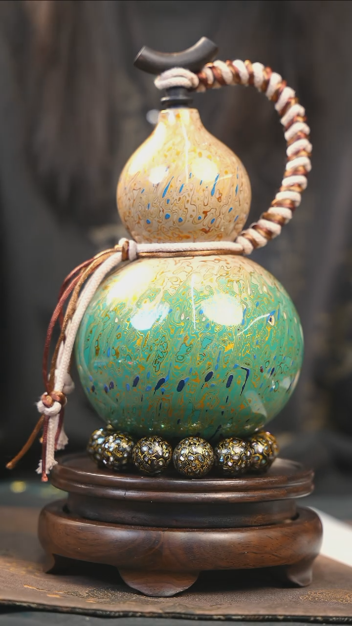 【闪购商品】YM146漆艺酒葫芦不包手串及旋转底座