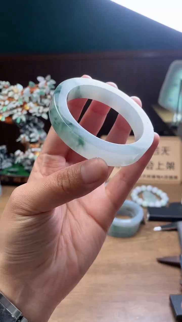 【闪购商品】定制翡翠手镯未镶嵌定制