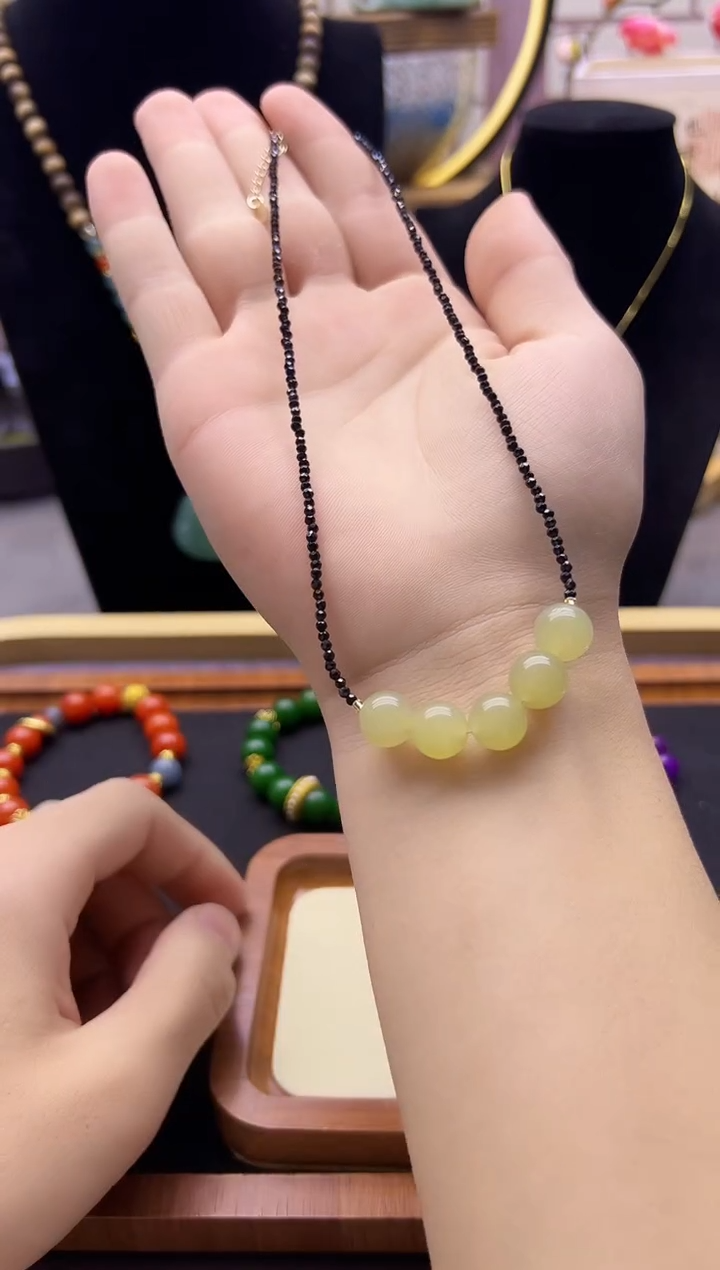 【闪购商品】和田玉耳饰14K金镶嵌X831        