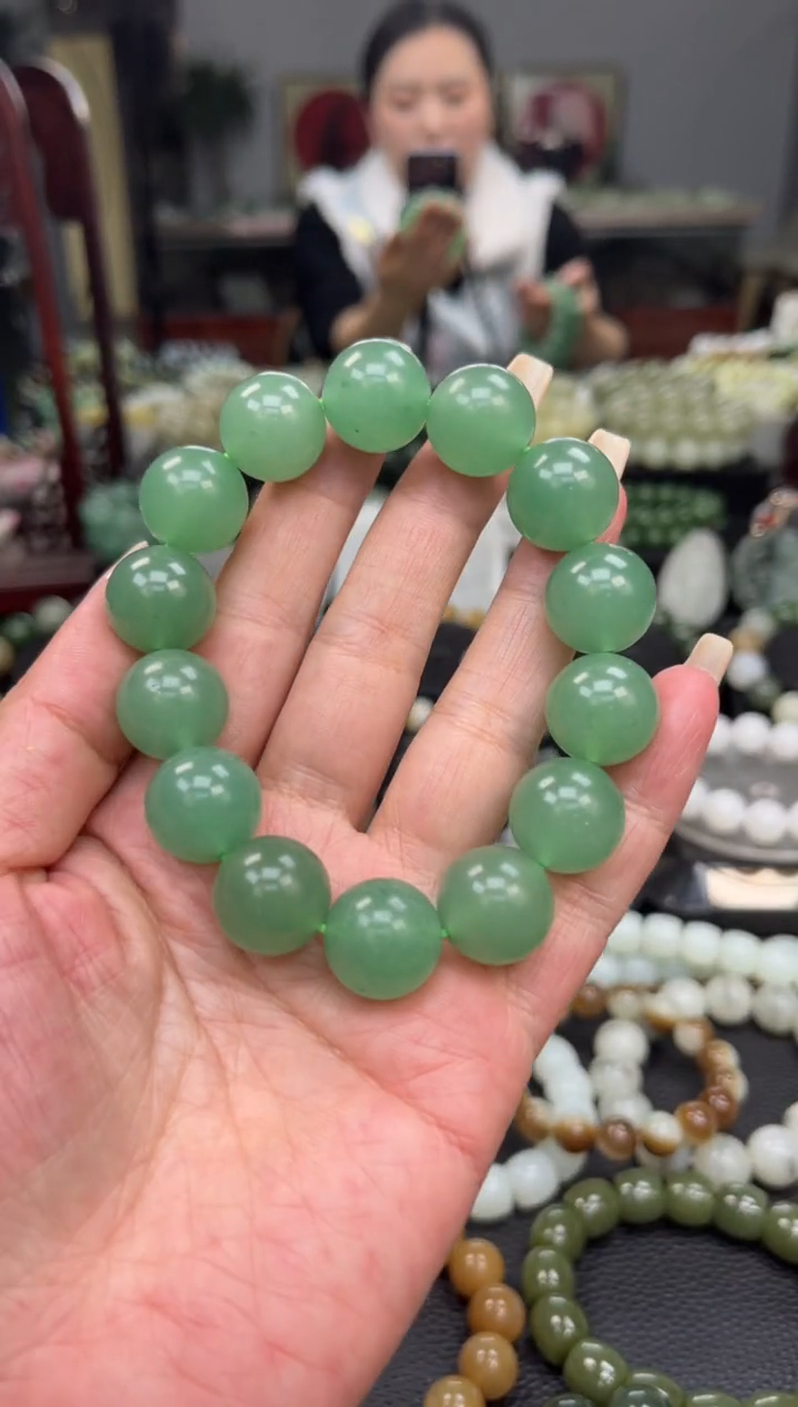 【闪购商品】东陵石手串未镶嵌新疆阿克苏翠玉卡16