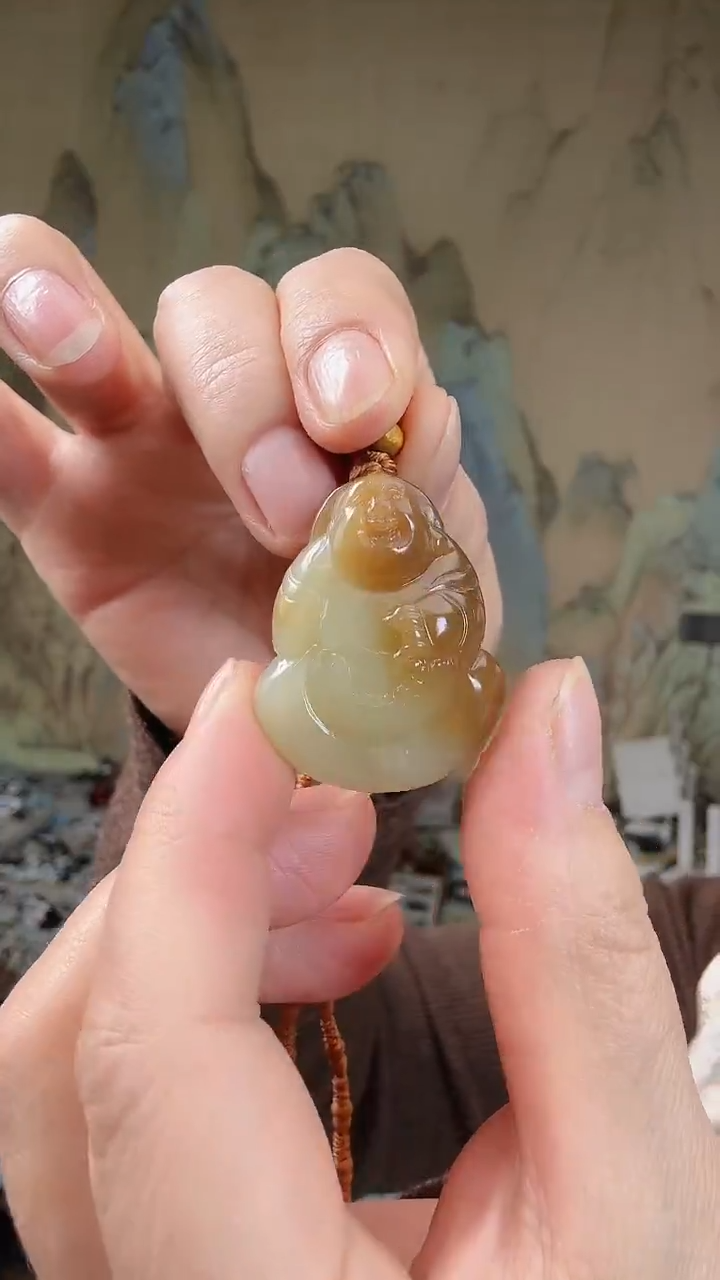 颈饰未镶嵌和田玉.