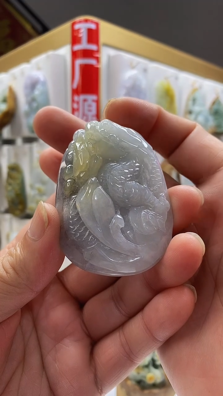 翡翠未镶嵌颈饰翡翠A货2025/8/13