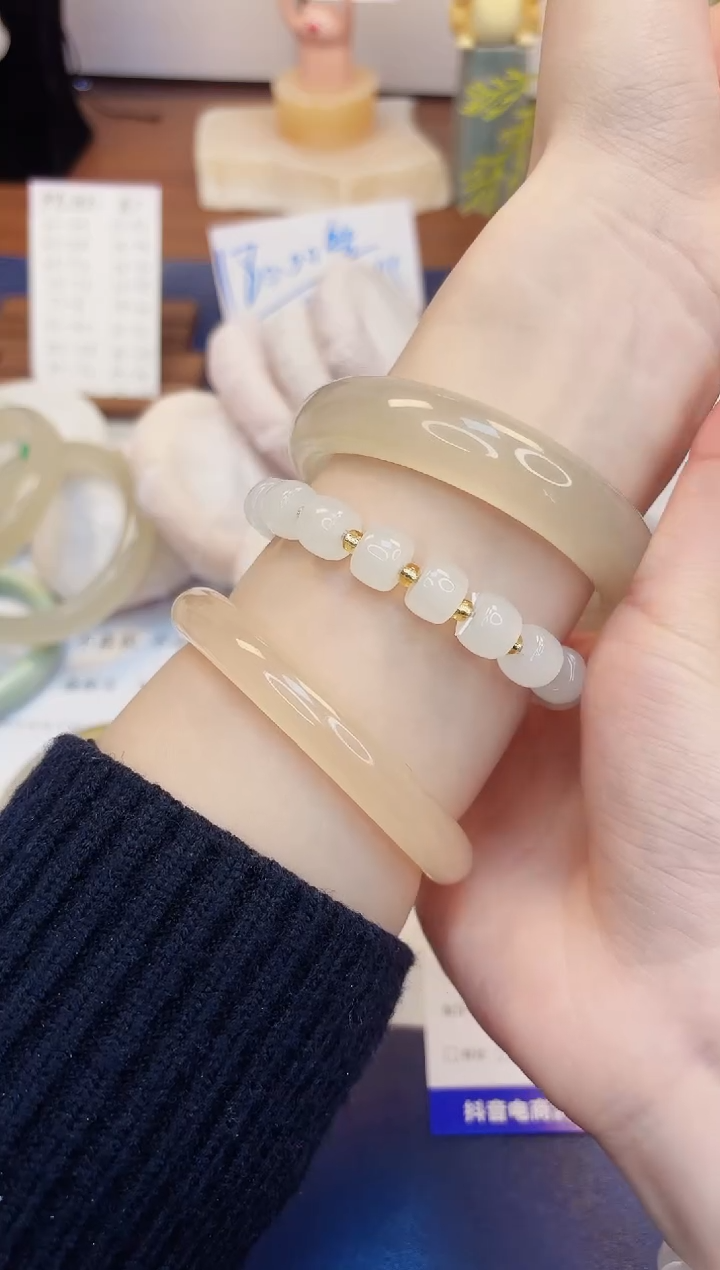 【闪购商品】石英质玉手镯未镶嵌255-财气镯-圈口60