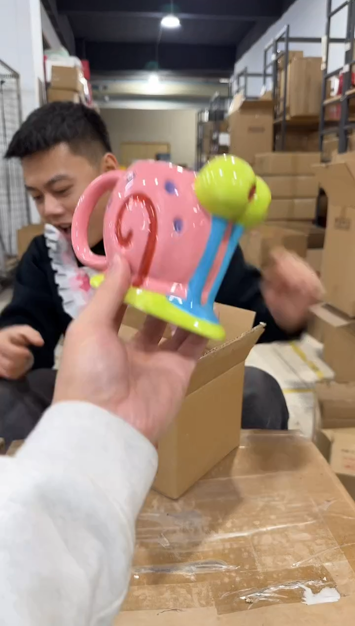 瓷片小蜗水杯    