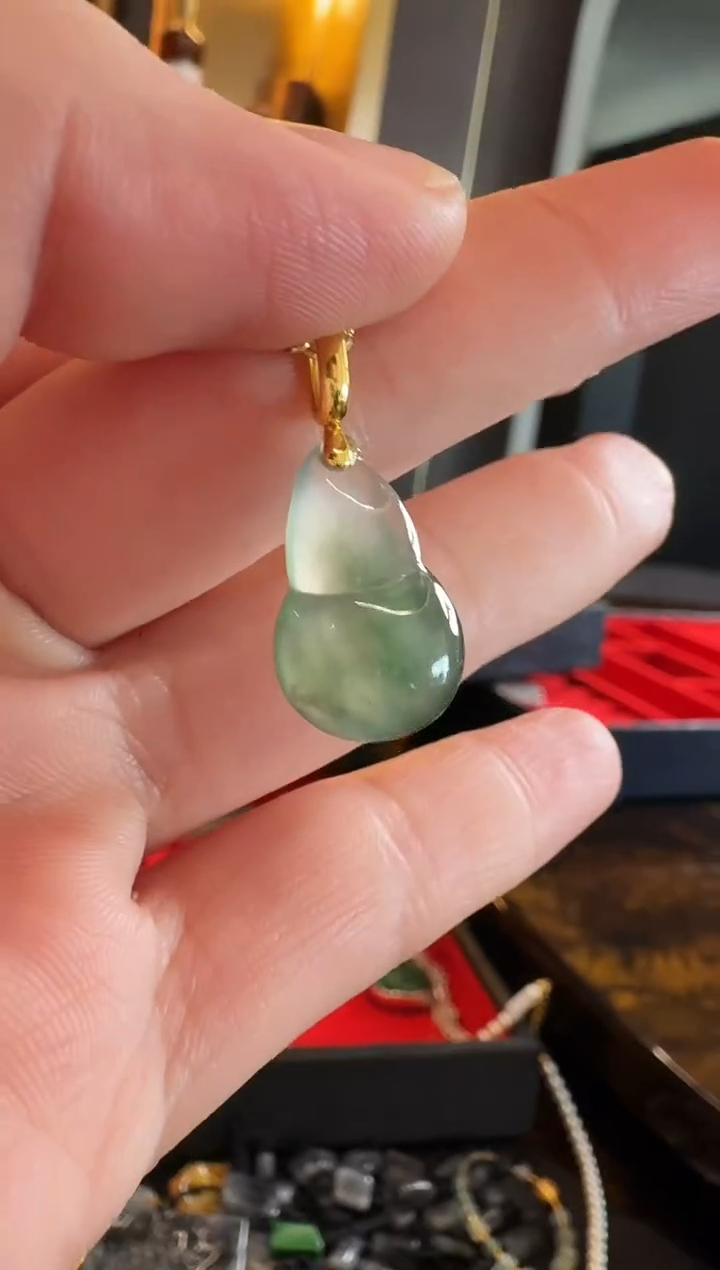 吊坠(不含链)18K金镶嵌翡翠吊坠
