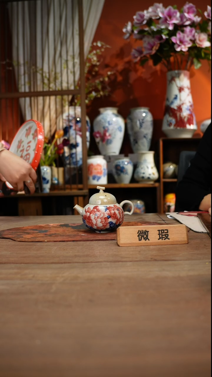 当代高温釉下彩手绘陶瓷餐具