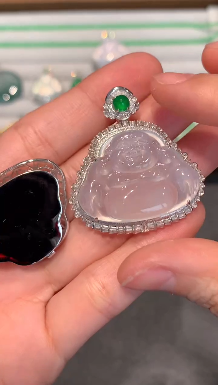 【闪购商品】翡翠吊坠(不含链)18K金镶嵌35800