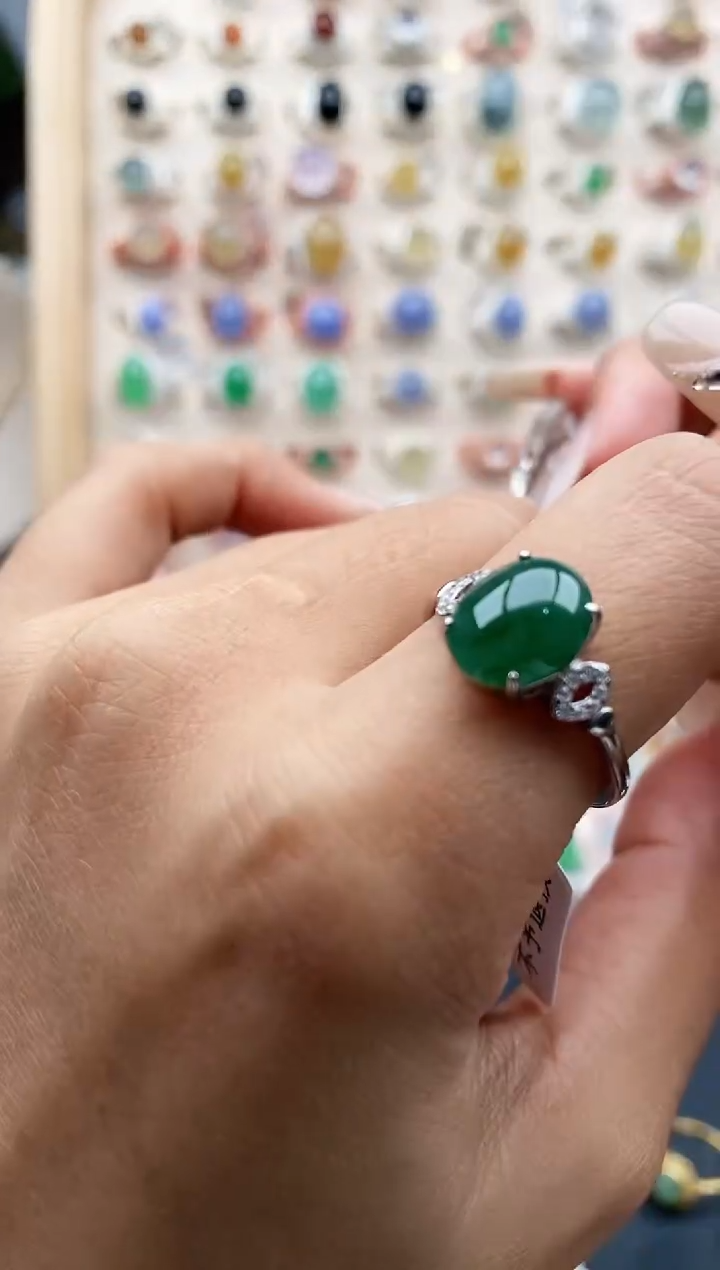 【闪购商品】翡翠戒指银S925镶嵌缅甸天然A货翡翠444  4+1