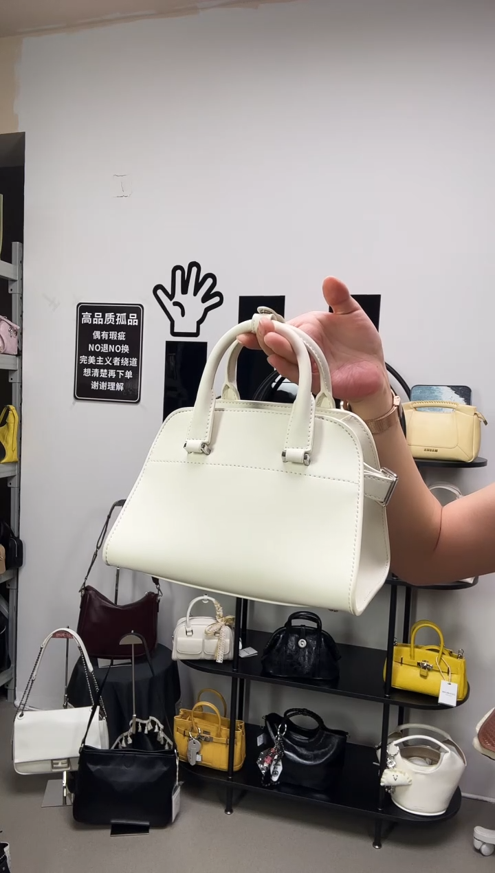 牛皮（革）彩汐轻奢女包编号：68