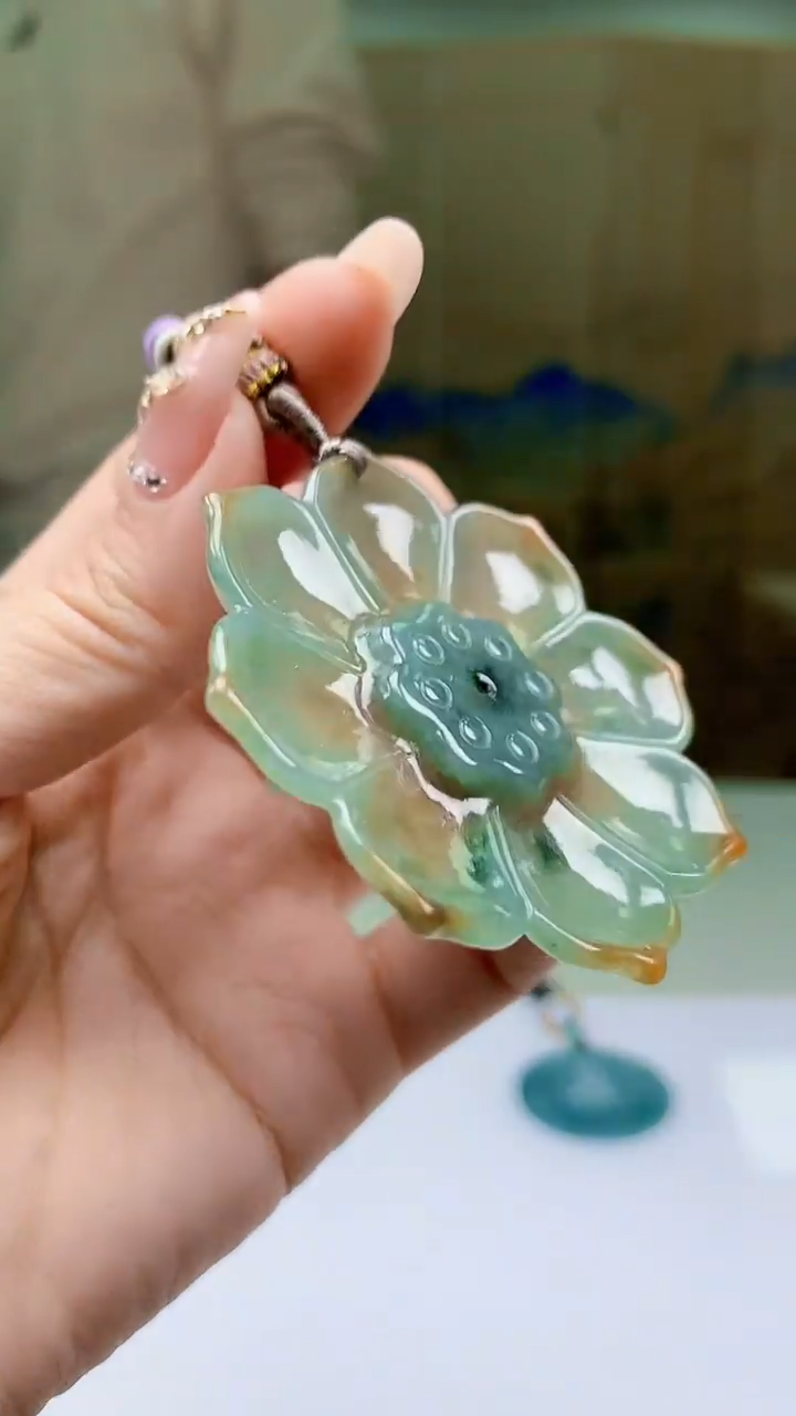 【闪购商品】定制翡翠未镶嵌4990ty-毛货挂件186