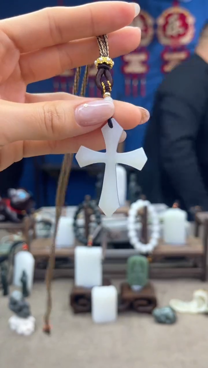 【闪购商品】和田玉颈饰未镶嵌1