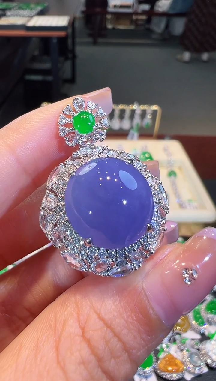 【闪购商品】翡翠吊坠(不含链)18K金镶嵌两用款