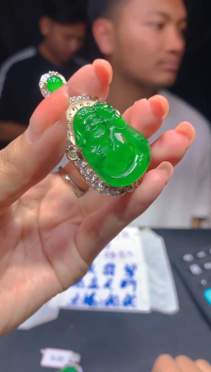 【闪购商品】定制翡翠未镶嵌97多样性发货（发其一）