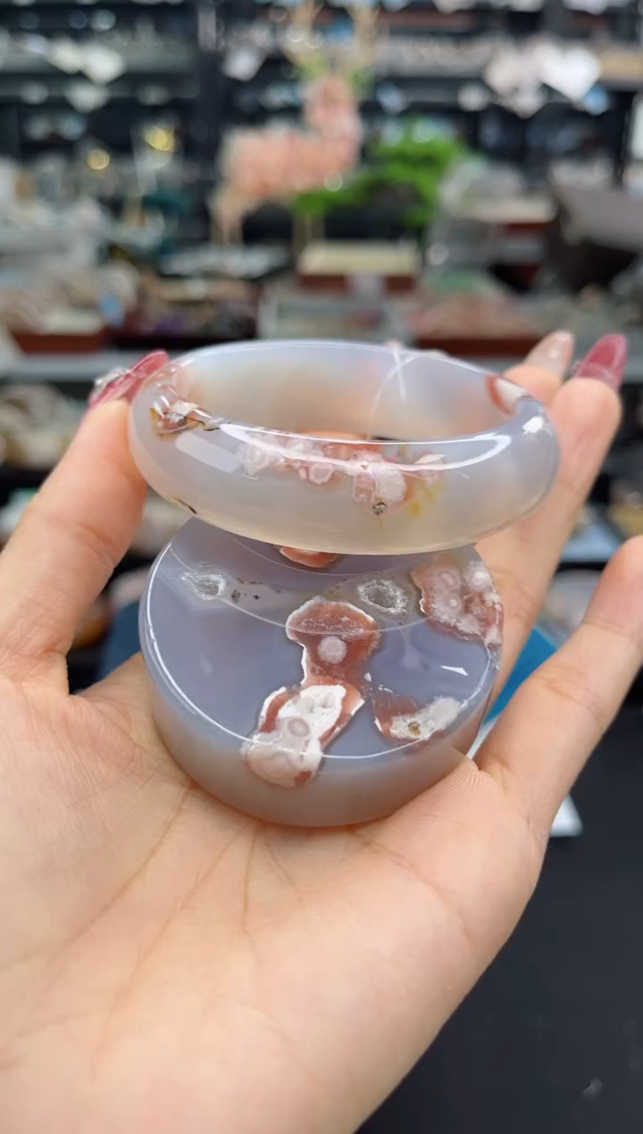 【闪购商品】石英质玉手镯未镶嵌56圈口（赠品镯心）6228697