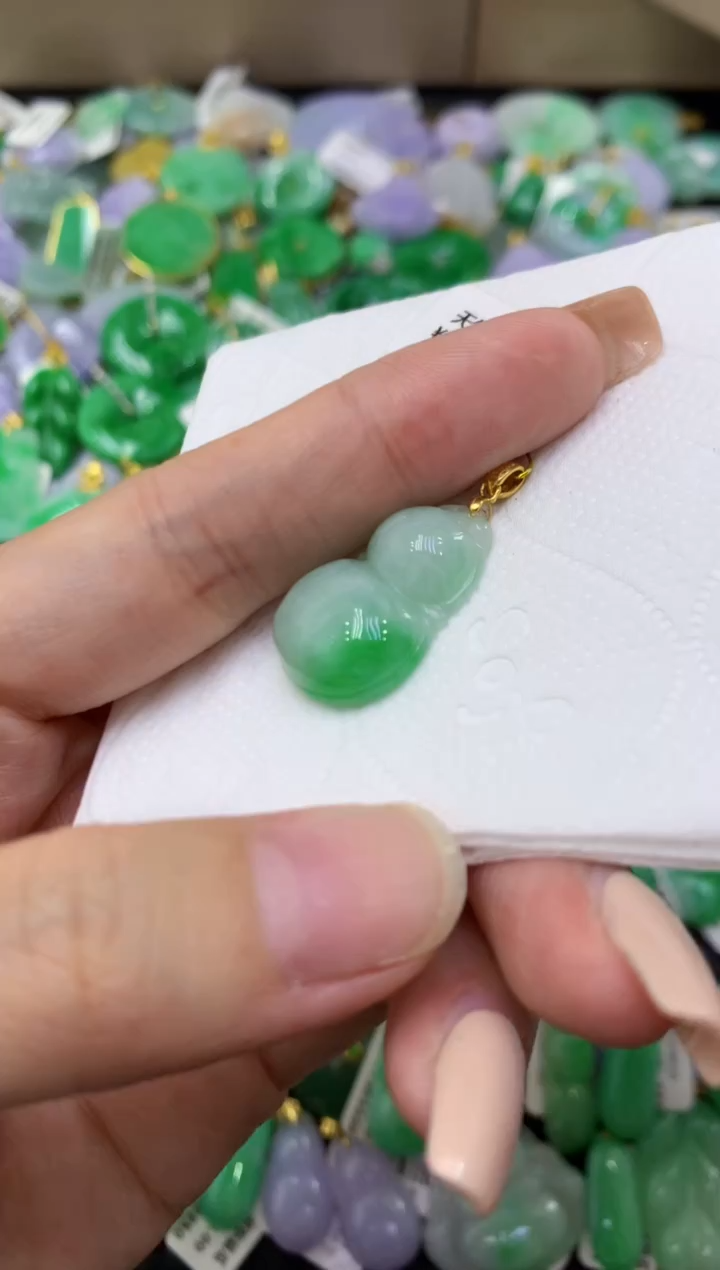 颈饰未镶嵌翡翠天然缅甸翡翠A货