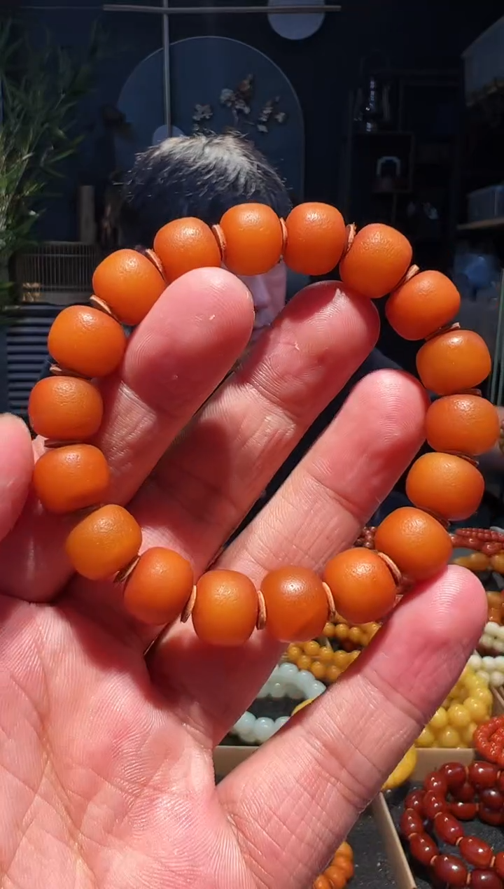 未镶嵌蜜蜡手串藏蜡单圈13左右
